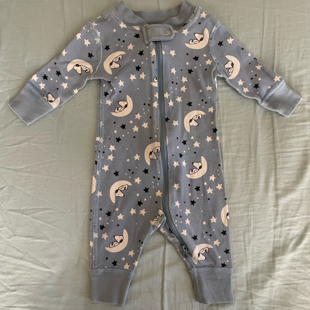 Hanna Andersson Snoopy sleeper 0-3mo